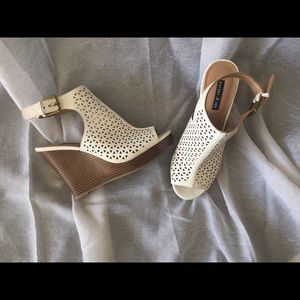 Parker & Sky white wedge heels
